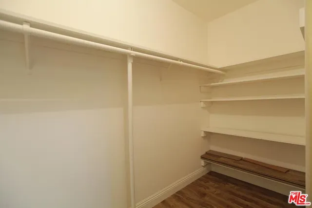 $2,500 | 5000 South Centinela Avenue, Unit 325, Los Angeles, CA 90066