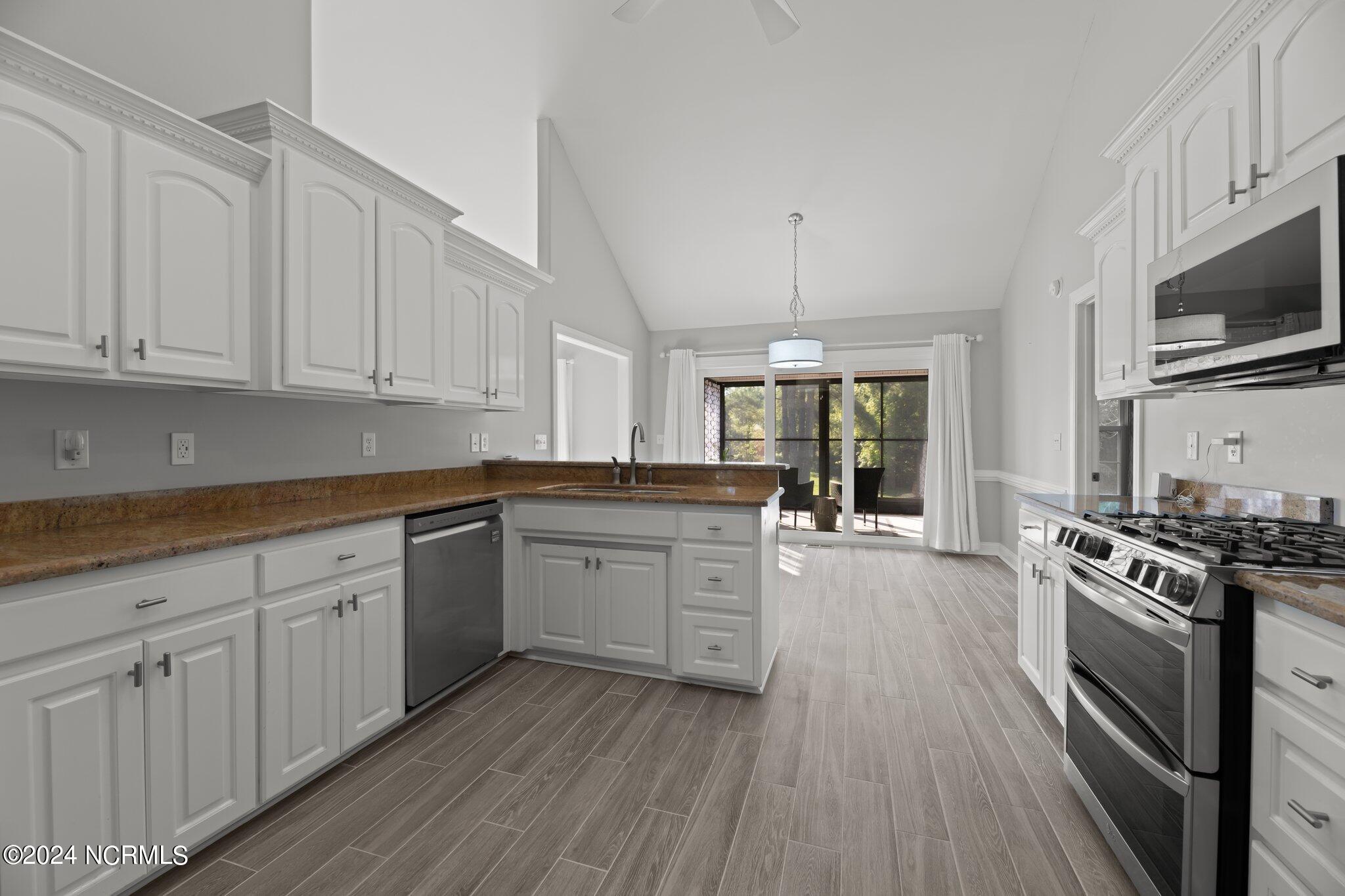 201 Mellen Road New Bern, NC 28562 - Photo 17 of 54 36-web-or-mls-DSC_8993