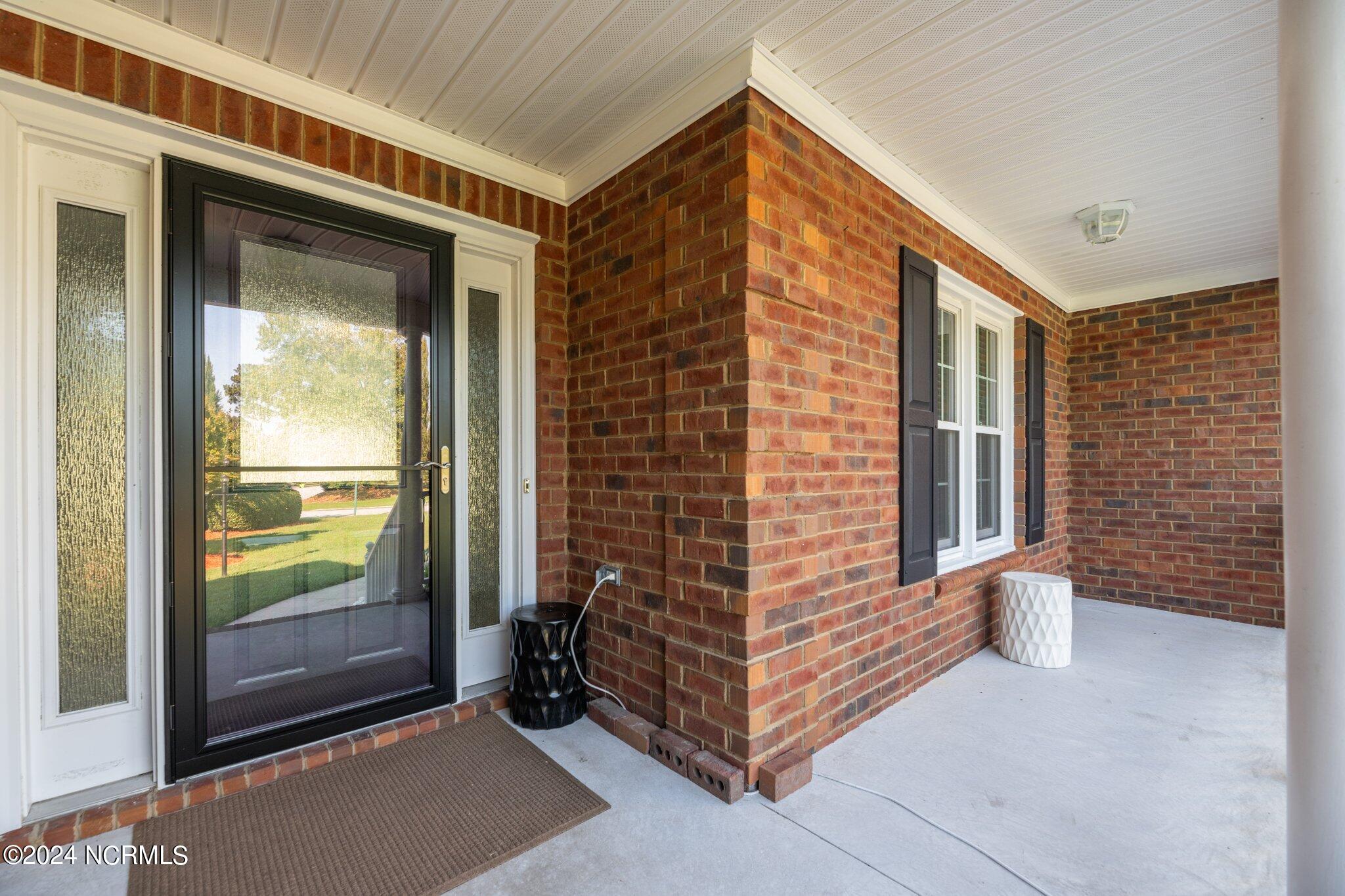 201 Mellen Road New Bern, NC 28562 - Photo 4 of 54 50-web-or-mls-DSC_9025