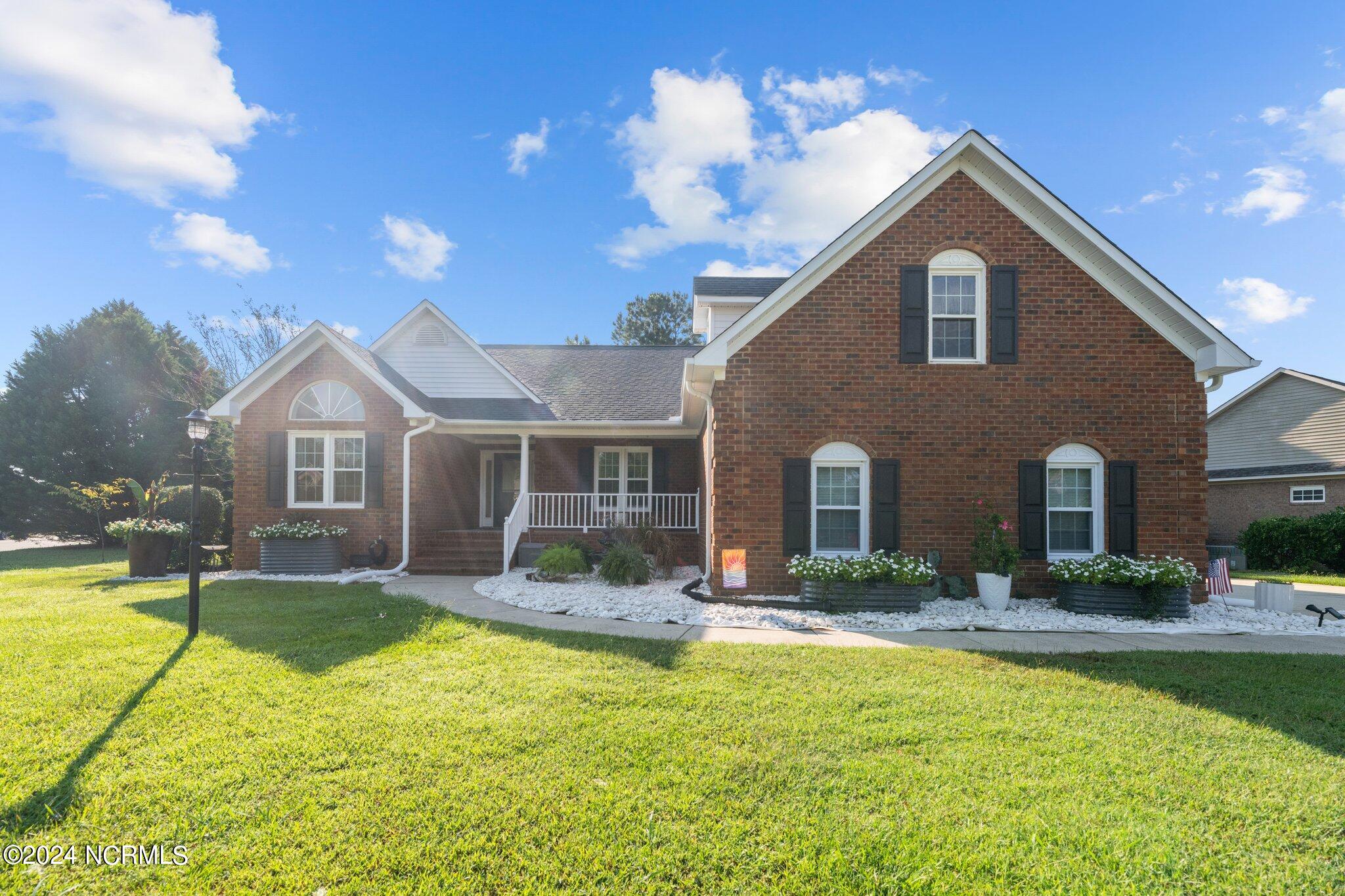 201 Mellen Road New Bern, NC 28562 - Photo 5 of 54 49-web-or-mls-DSC_9022
