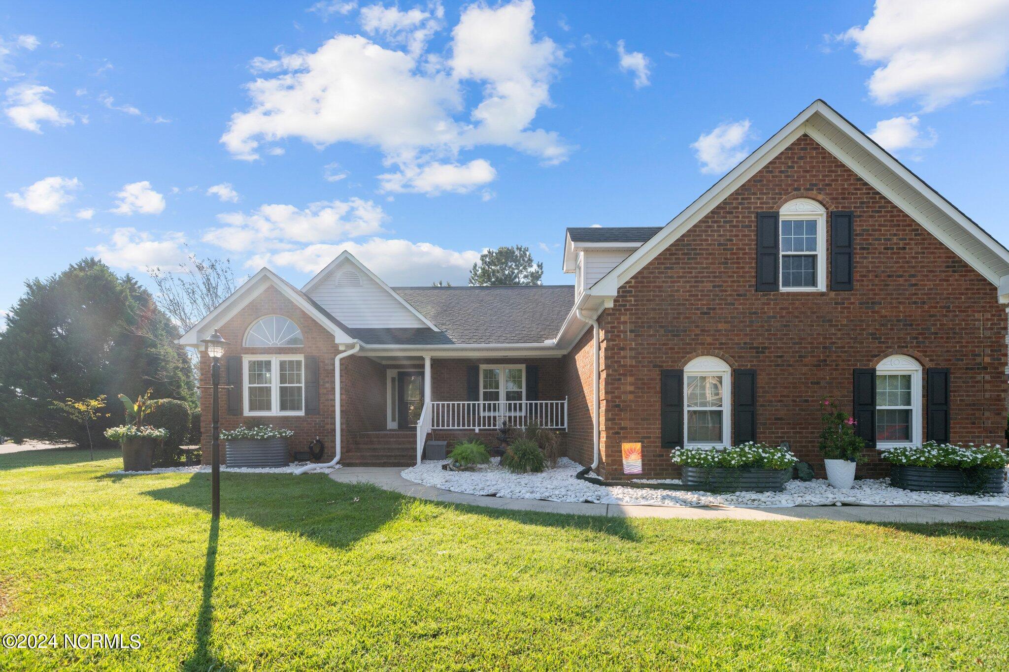 201 Mellen Road New Bern, NC 28562 - Photo 6 of 54 48-web-or-mls-DSC_9021