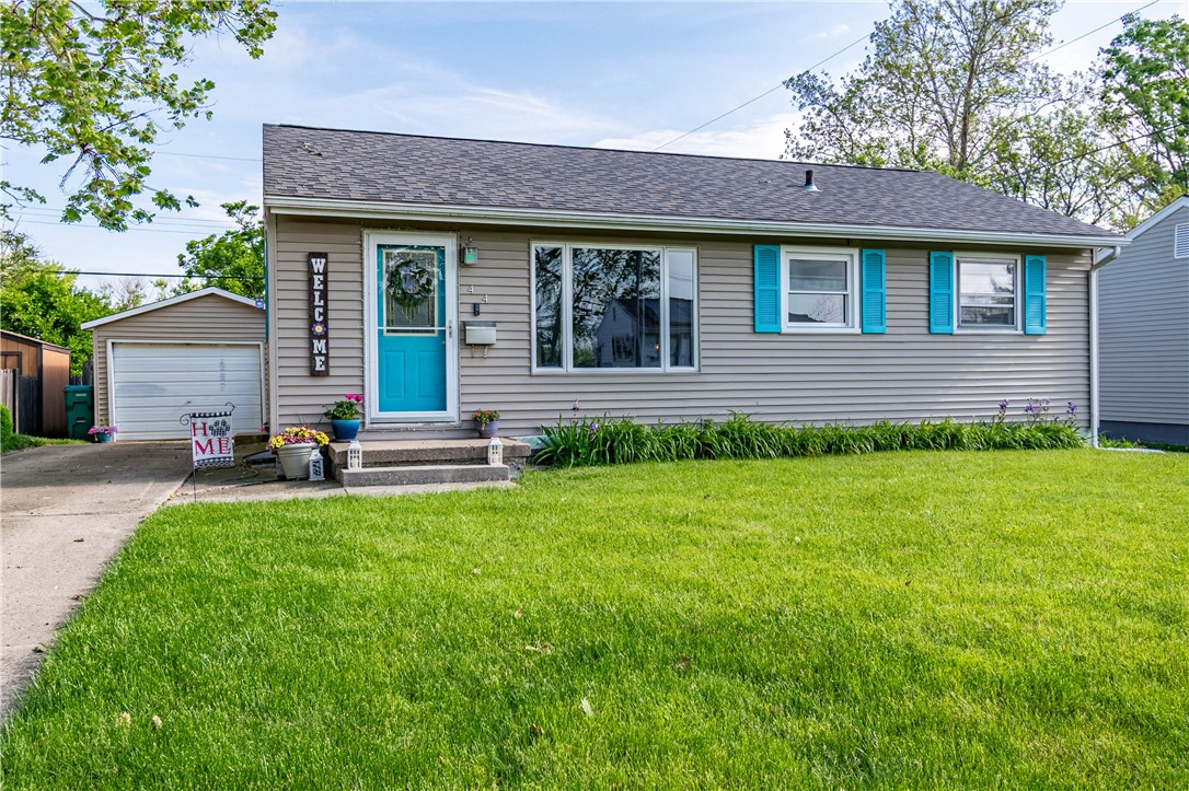 44 LaSalle Drive Decatur, IL 62521 - Photo 2 of 15