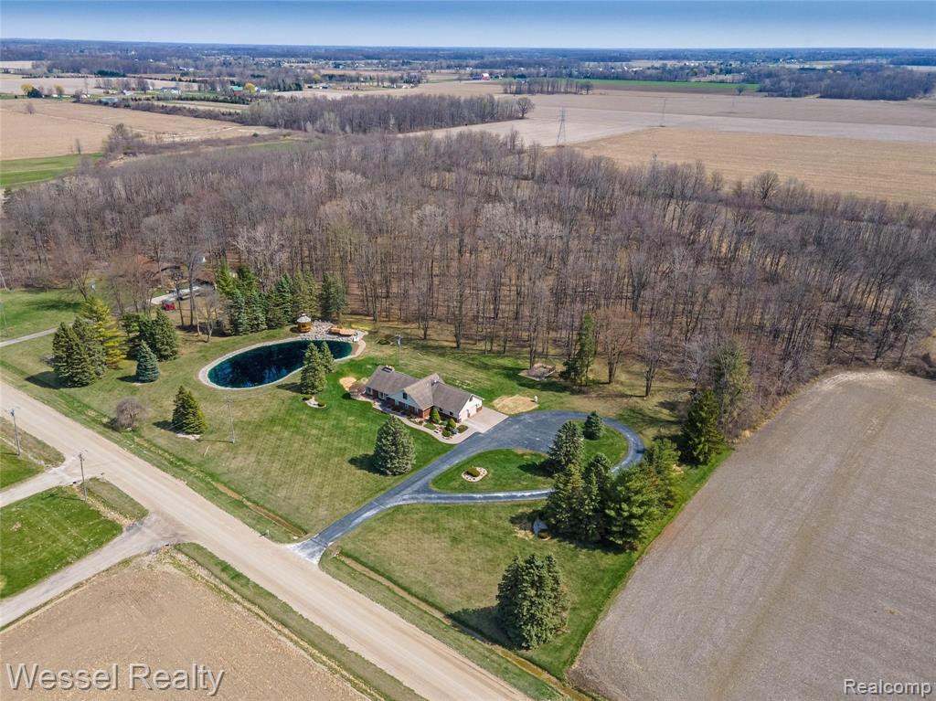 202 Miller Road Memphis, MI 48041 - Photo 4 of 58