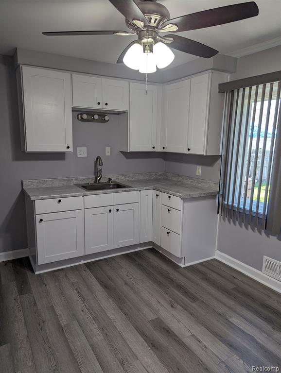 216 Biltmore Street Inkster, MI 48141 - Photo 5 of 18