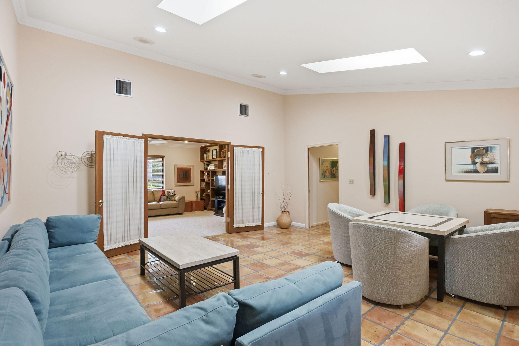 1960 Northwest 25th Street Boca Raton, FL 33431 - Photo 20 of 50 a living room with furniture