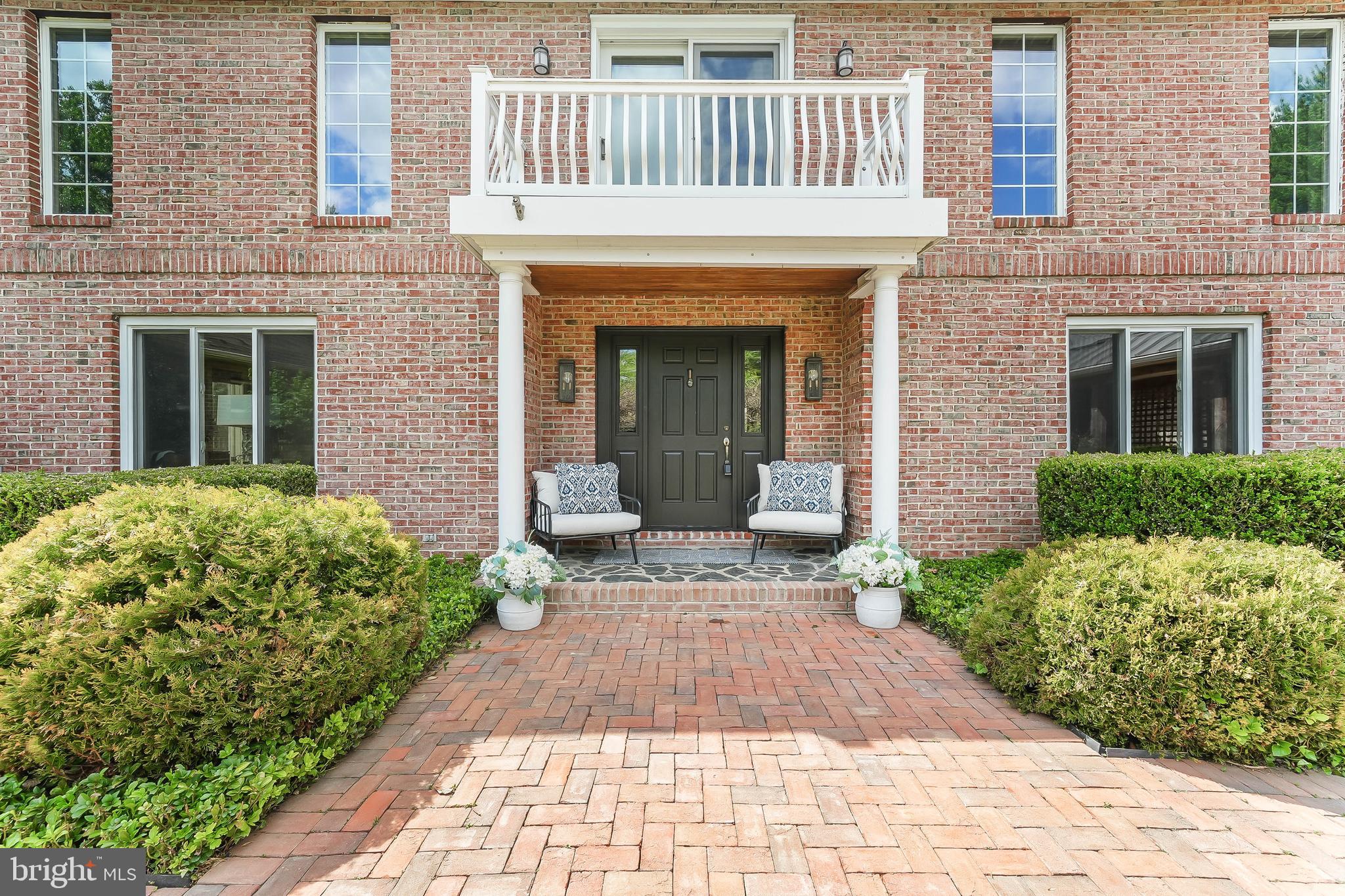124 Round Hill Road Kennett Square, PA 19348 - Photo 2 of 55