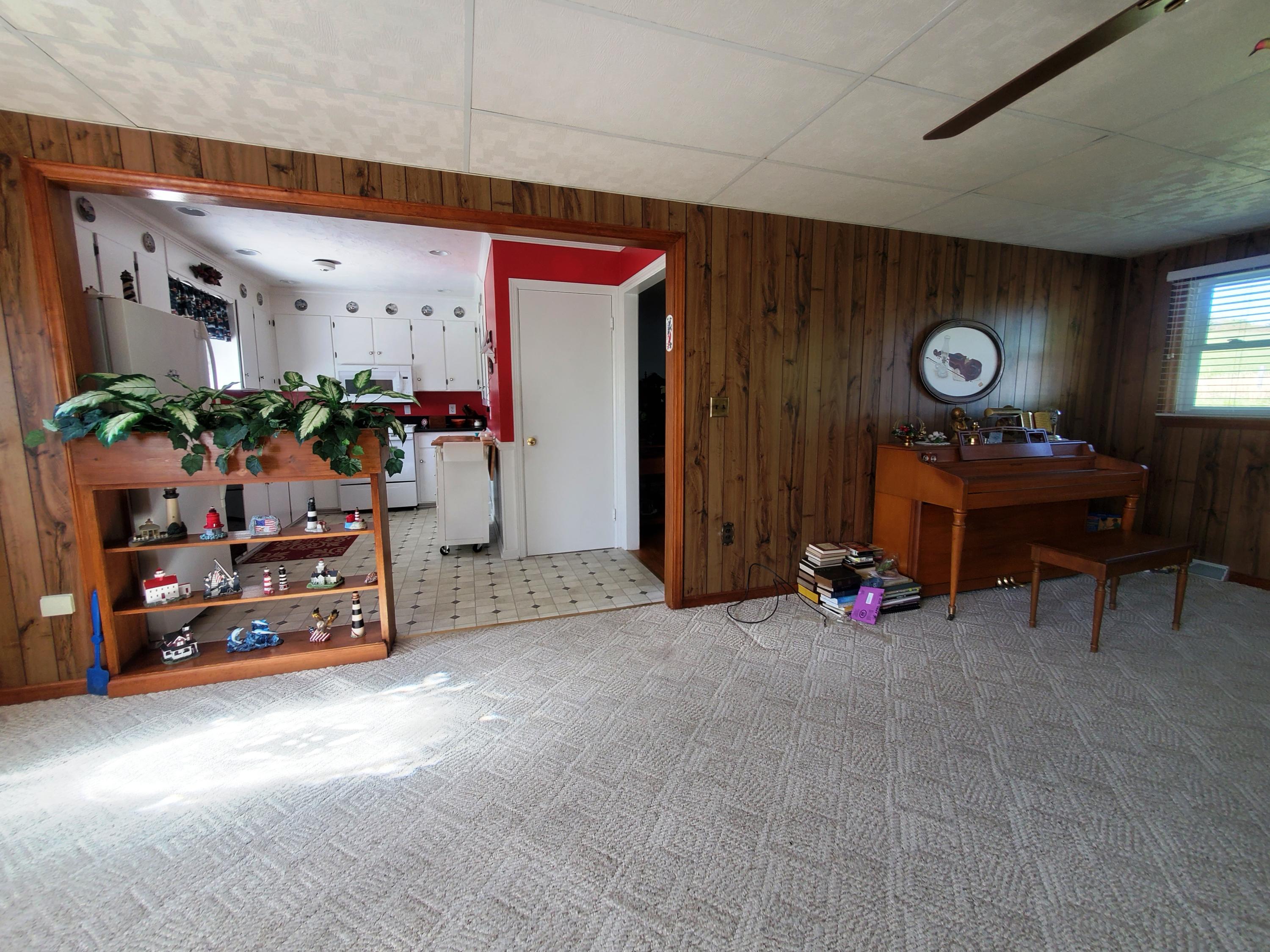 10105 Jeters Chapel Road Vinton, VA 24179 - Photo 6 of 20 Living Room- Open to Kitchen