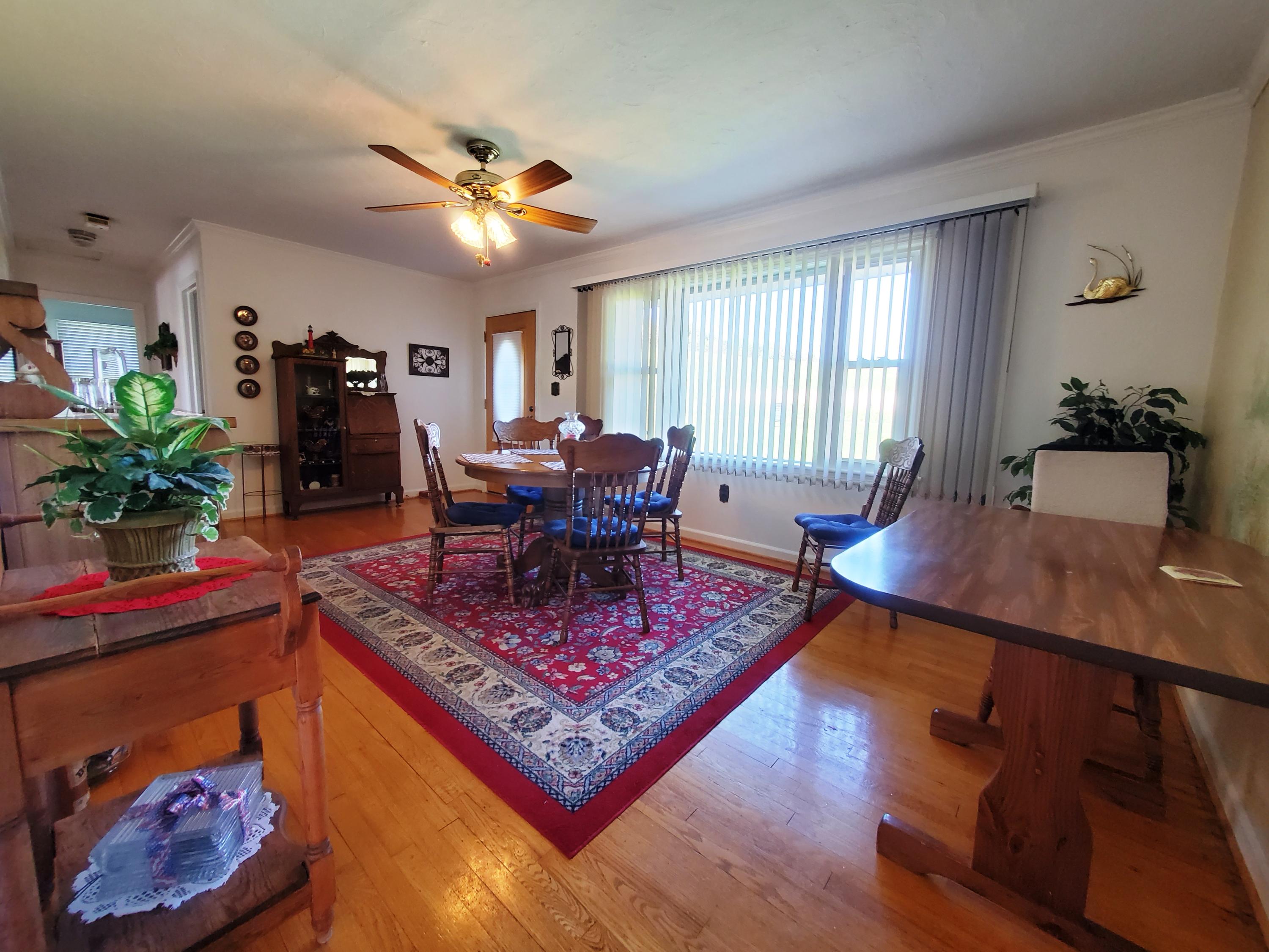 10105 Jeters Chapel Road Vinton, VA 24179 - Photo 8 of 20 Dining Room