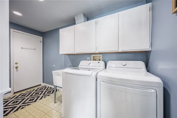 $449,900 | 14 Port Meadow Trail, Perinton, NY 14450