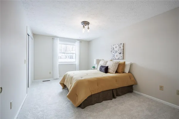 $449,900 | 14 Port Meadow Trail, Perinton, NY 14450