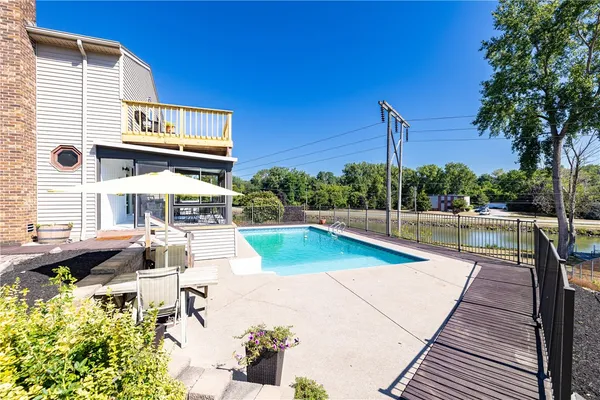 $449,900 | 14 Port Meadow Trail, Perinton, NY 14450