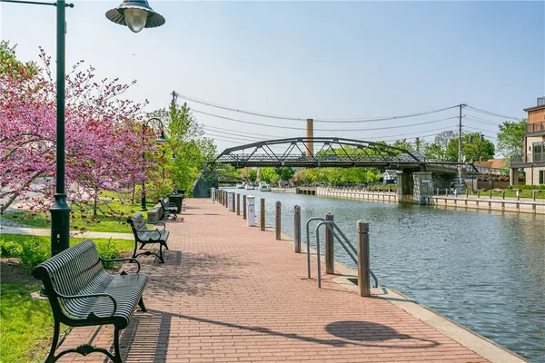 $449,900 | 14 Port Meadow Trail, Perinton, NY 14450