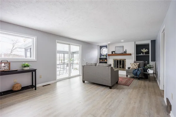 $449,900 | 14 Port Meadow Trail, Perinton, NY 14450