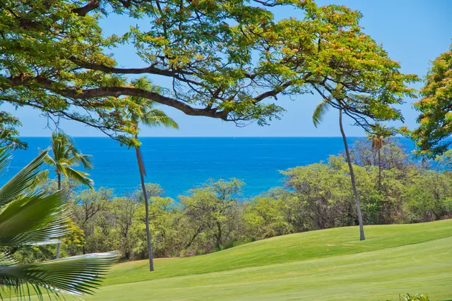 $621,000 | 78-7030 Alii Drive, Unit 405, Kailua-Kona, HI 96740