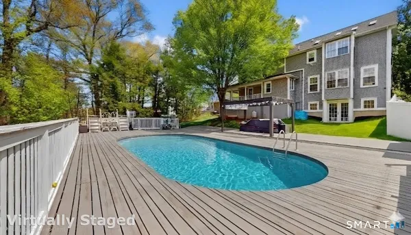 $439,900 | 40 Middlefield Street, Middletown, CT 06457
