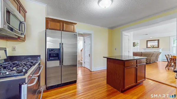 $439,900 | 40 Middlefield Street, Middletown, CT 06457