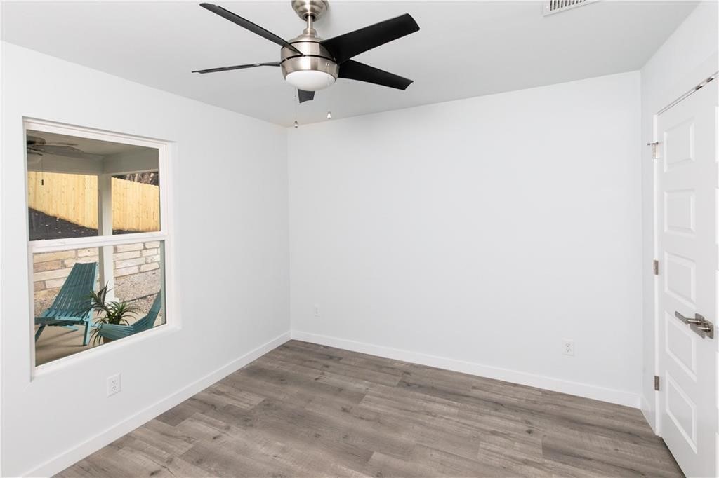 5204 Ledesma Road Austin, TX 78721 - Photo 27 of 38
