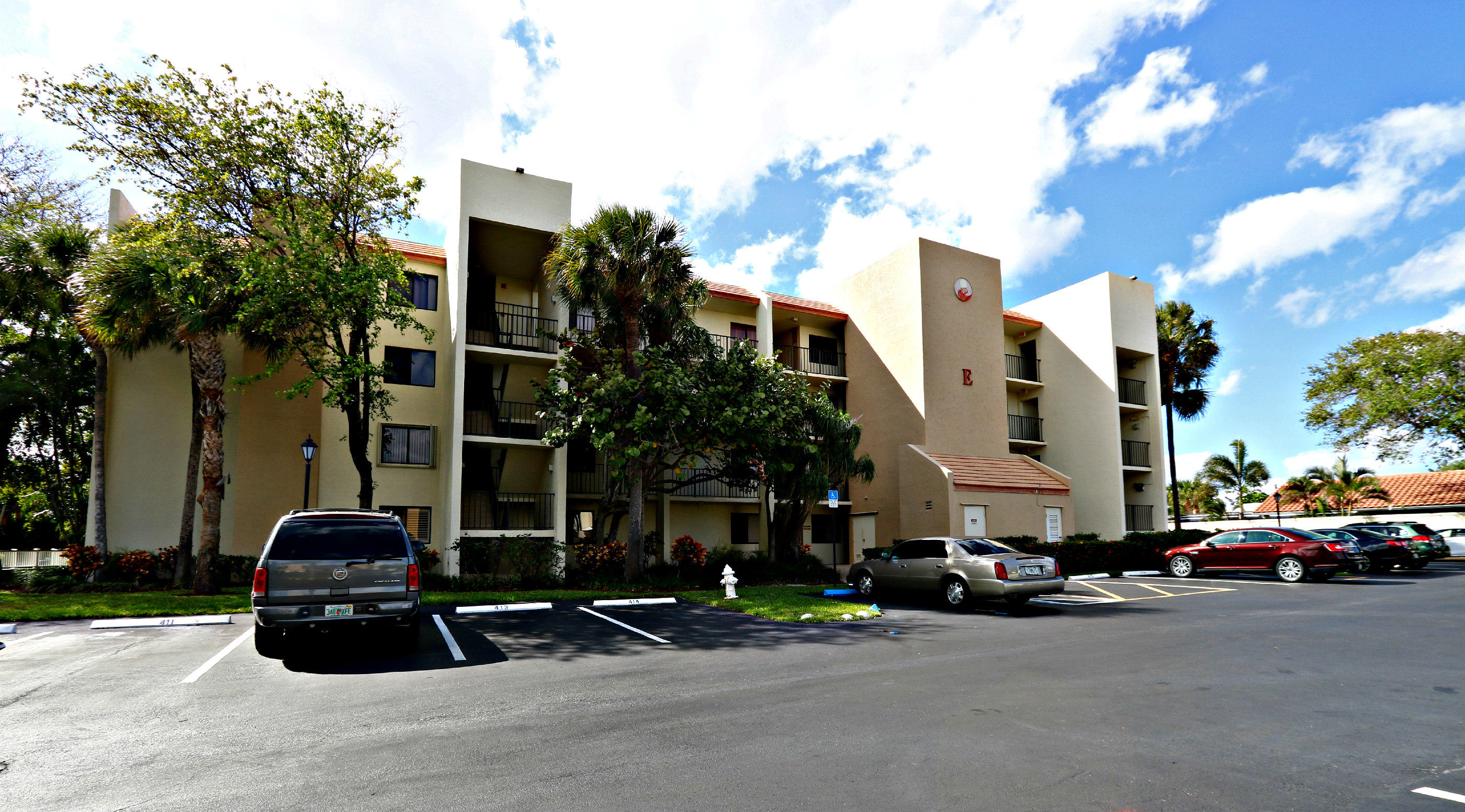 1605 Highway 1, Unit E402 Jupiter, FL 33477 - Photo 1 of 34 JORC Searise "E"
