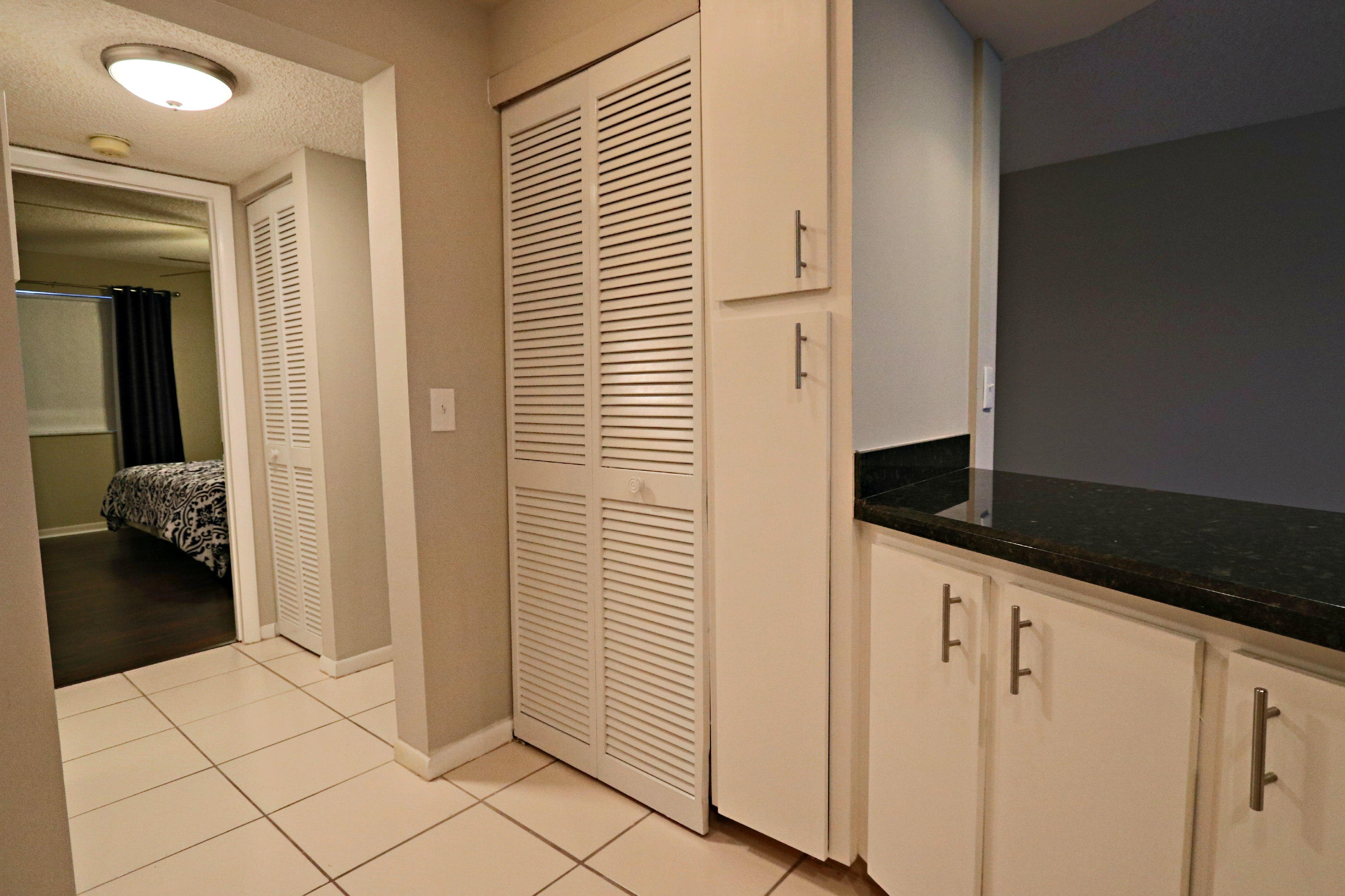 1605 Highway 1, Unit E402 Jupiter, FL 33477 - Photo 12 of 34 Laundry Closet