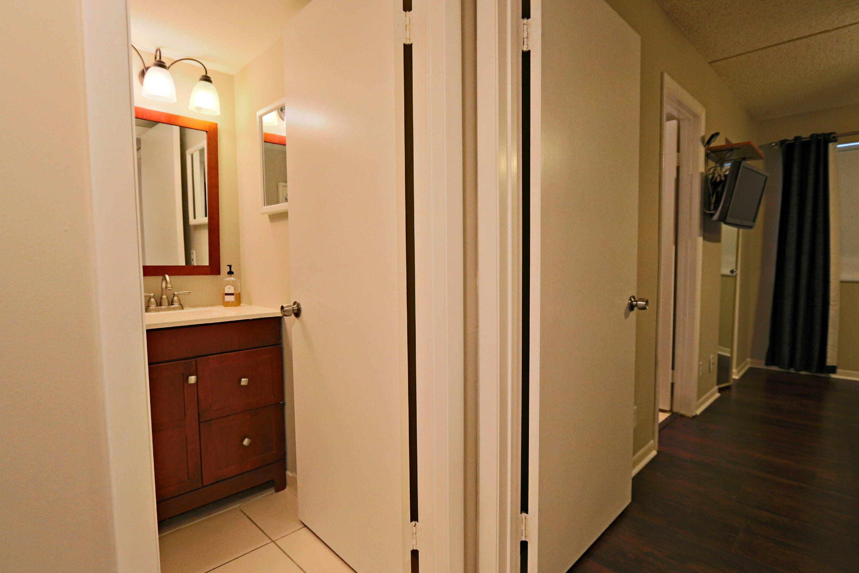 1605 Highway 1, Unit E402 Jupiter, FL 33477 - Photo 15 of 34 Half Bath