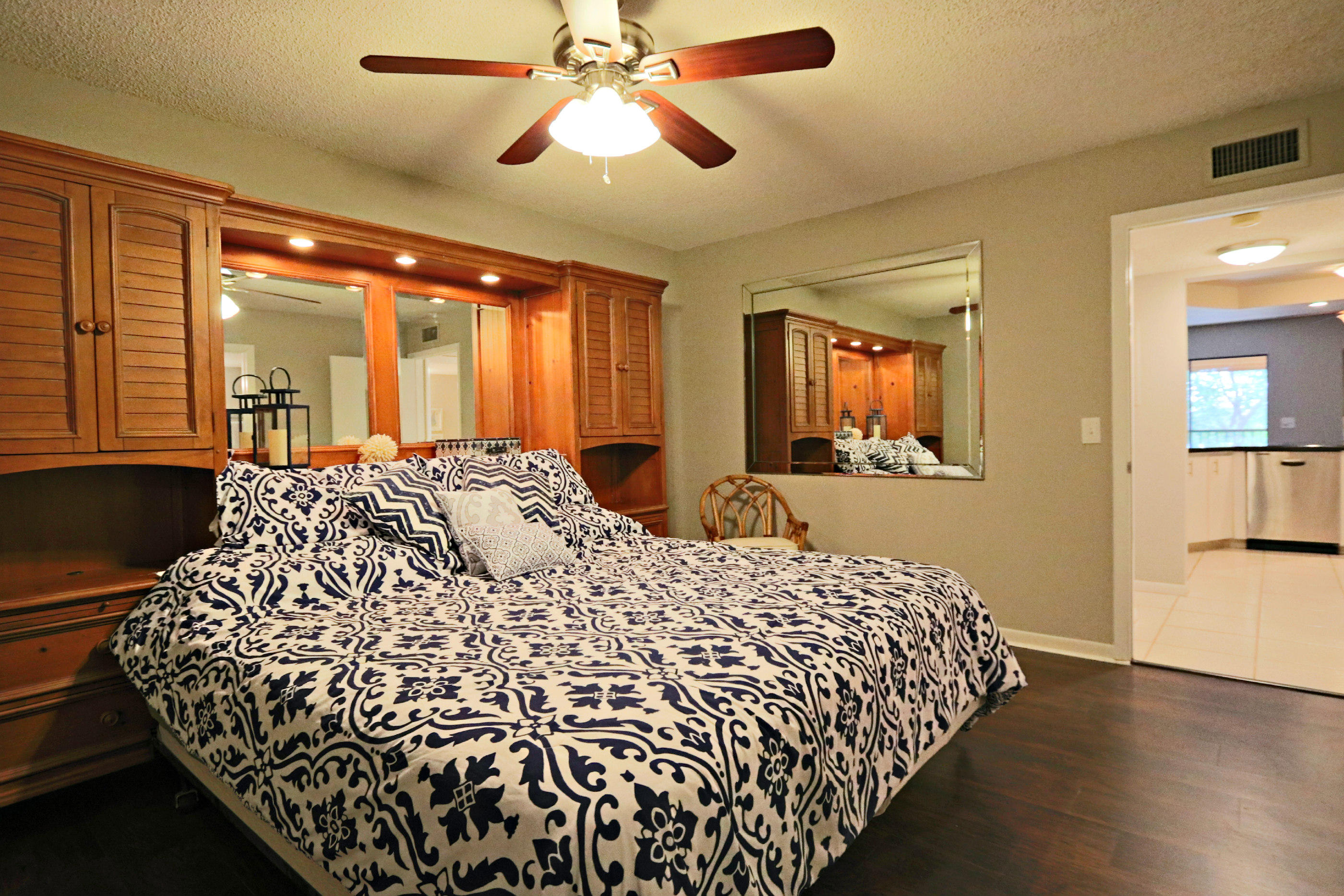 1605 Highway 1, Unit E402 Jupiter, FL 33477 - Photo 17 of 34 Bedroom