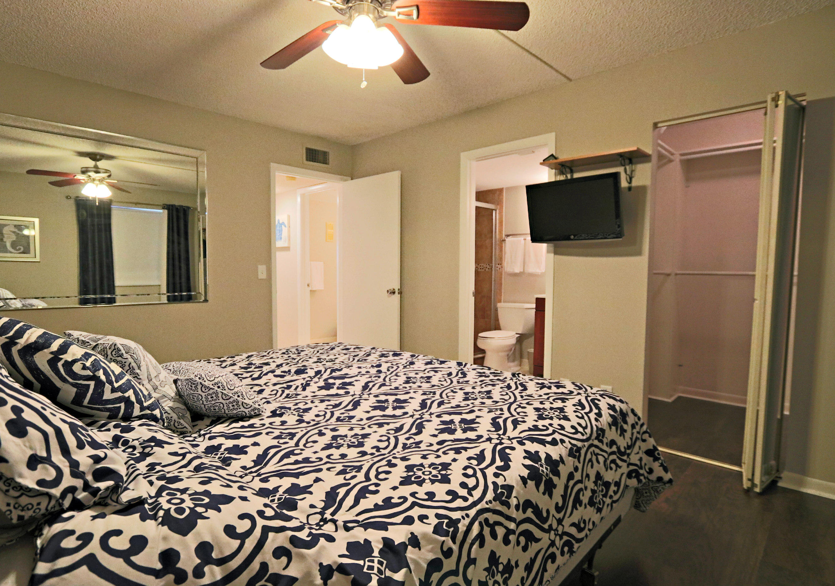 1605 Highway 1, Unit E402 Jupiter, FL 33477 - Photo 18 of 34 Bedroom