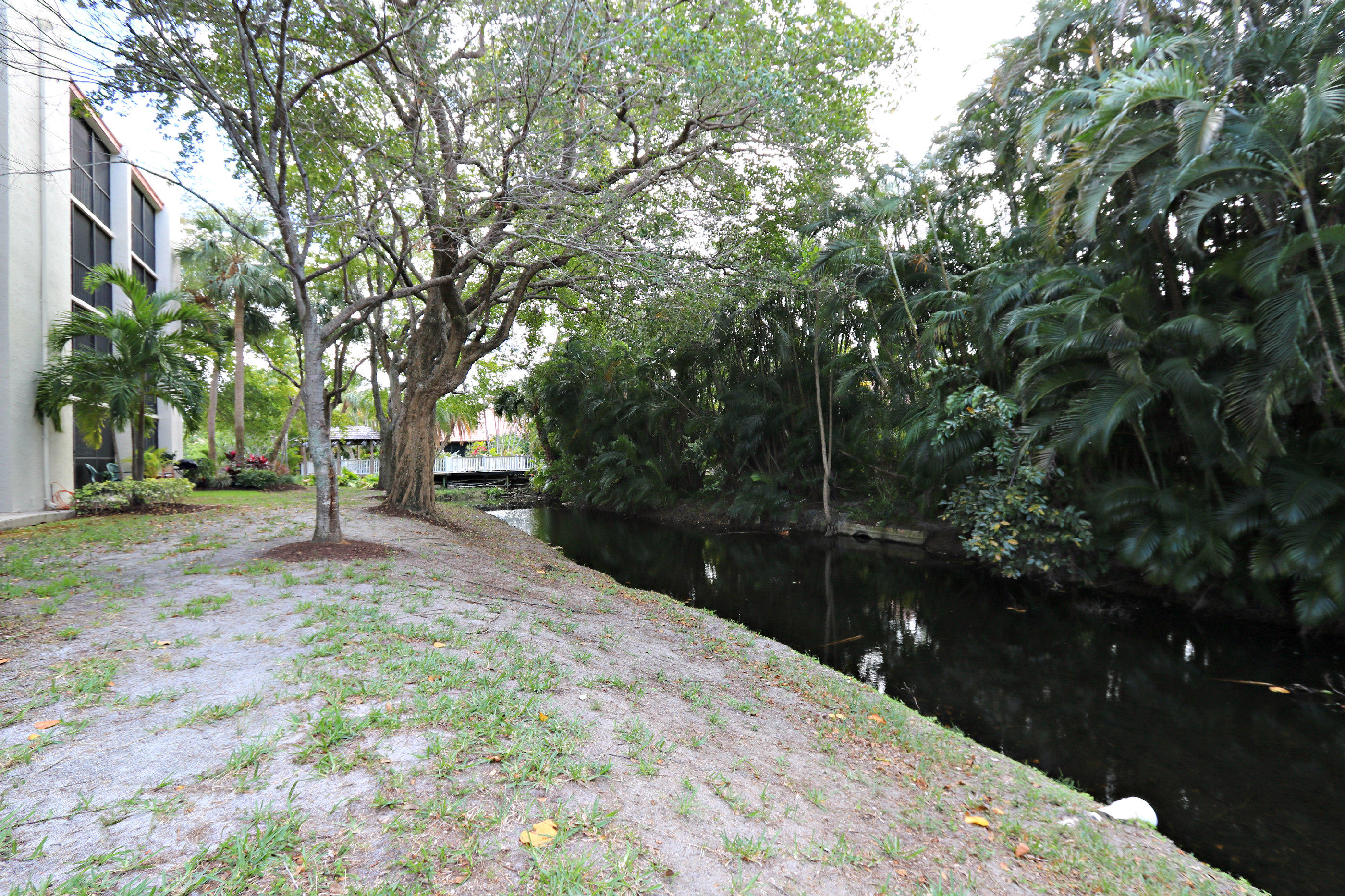 1605 Highway 1, Unit E402 Jupiter, FL 33477 - Photo 24 of 34 Searise E Exterior Back