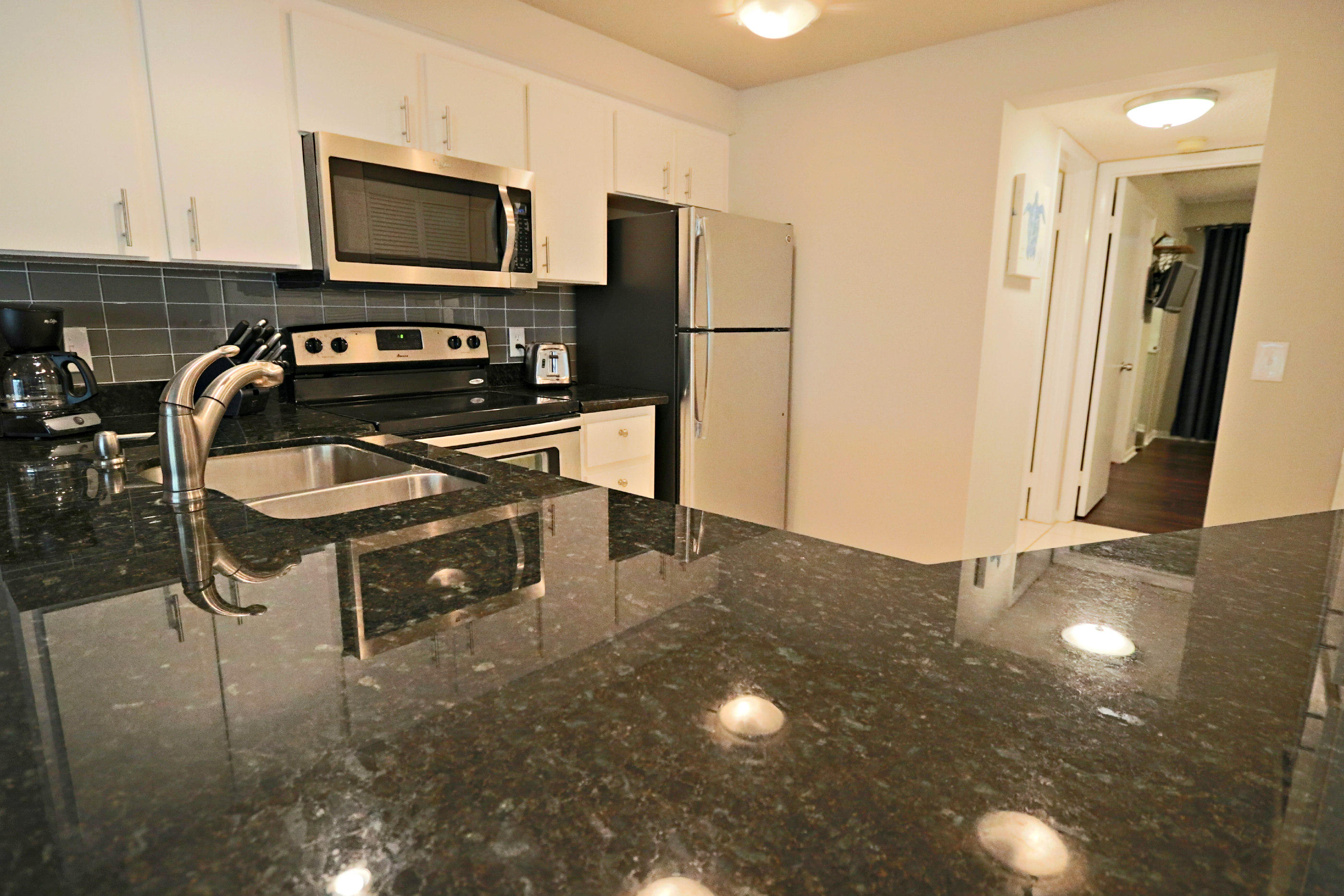 1605 Highway 1, Unit E402 Jupiter, FL 33477 - Photo 7 of 34 Kitchen