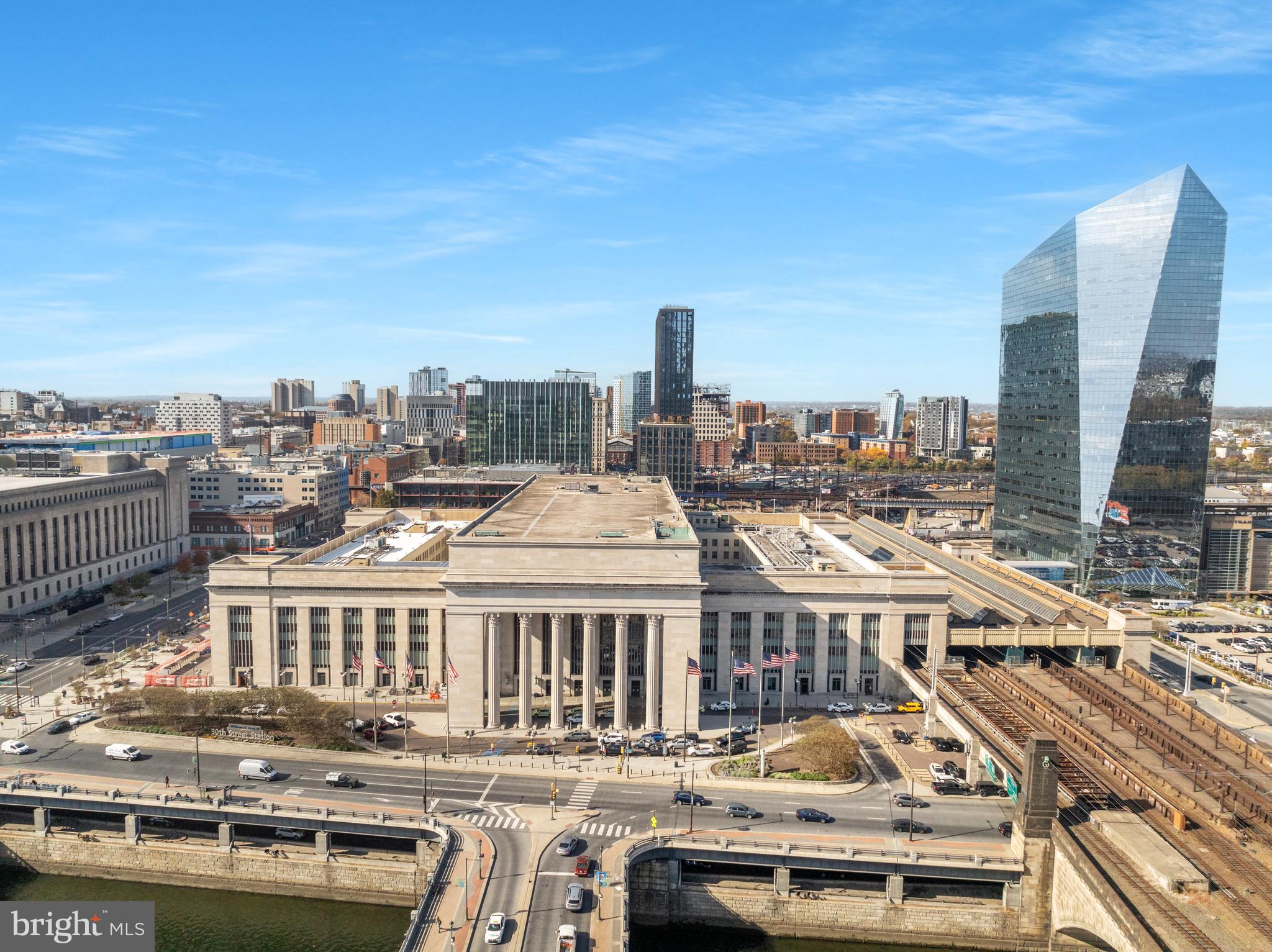 2301-61 John F Kennedy Boulevard, Unit 105 Philadelphia, PA 19103 - Photo 30 of 42 a picture of city view