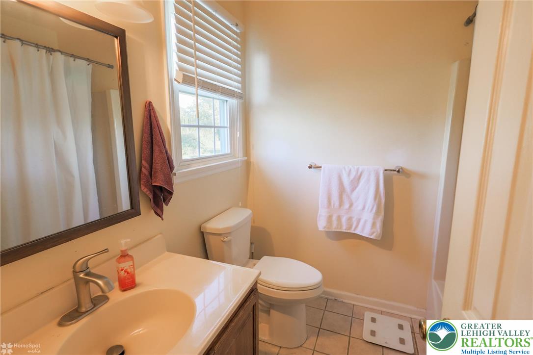 3657 Gramercy Place Bethlehem, PA 18020 - Photo 38 of 86