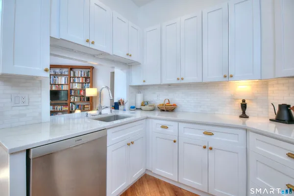 $6,950 | 10 Tiffany Lane, Weston, CT 06883