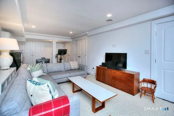 $6,950 | 10 Tiffany Lane, Weston, CT 06883