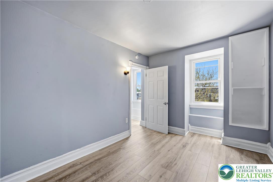 306 Ridge Avenue Allentown, PA 18102 - Photo 22 of 26