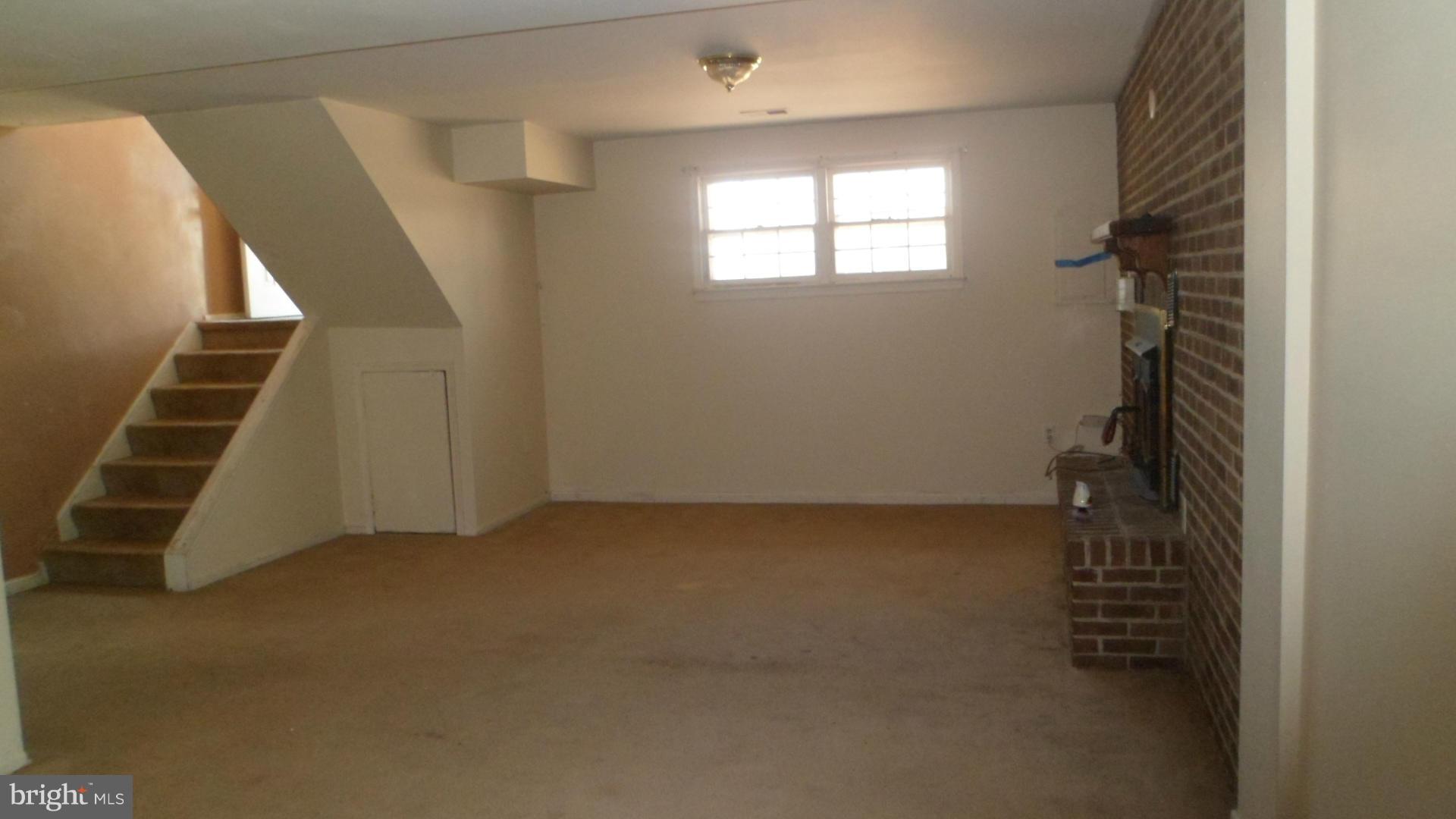 2002 Ode Road District Heights, MD 20747 - Photo 7 of 18 Rec Room