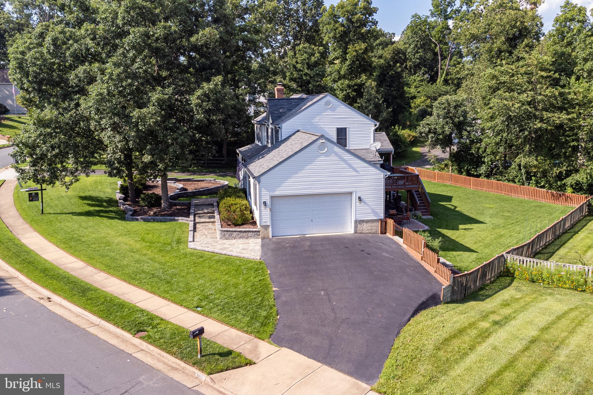 15220 Elk Run Road Chantilly, VA 20151 - Photo 50 of 83 Gallery Image 50