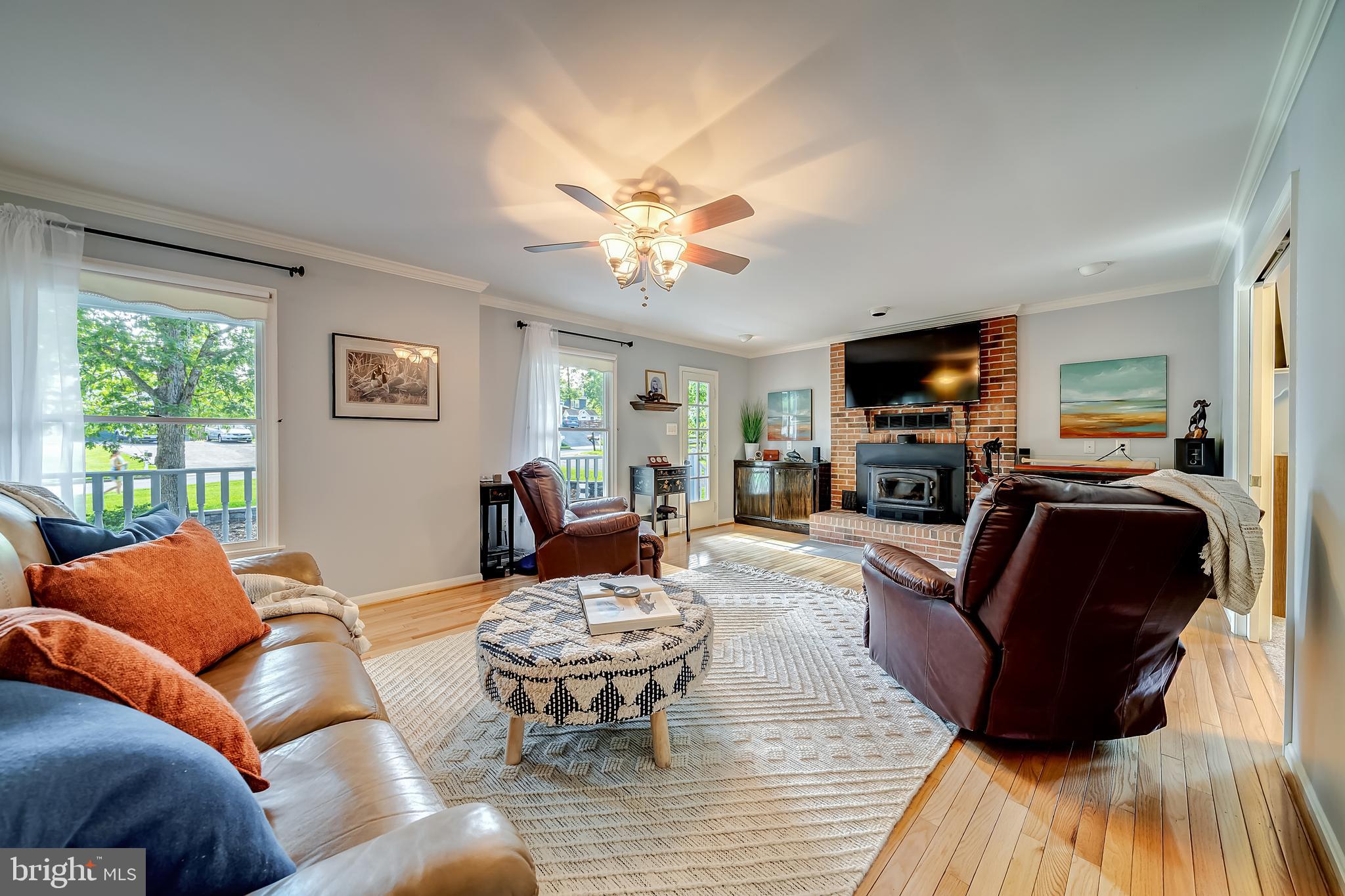 15220 Elk Run Road Chantilly, VA 20151 - Photo 6 of 83 Gallery Image 6