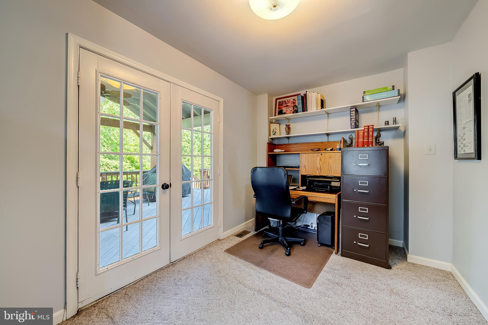 15220 Elk Run Road Chantilly, VA 20151 - Photo 9 of 83 Gallery Image 9