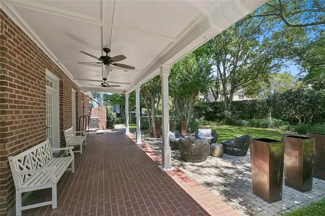 $535,000 | 4 Muirfield Place, New Orleans, LA 70131