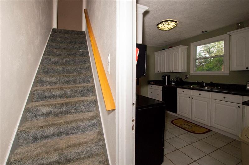912 Glass Run Road Pittsburgh, PA 15236 - Photo 10 of 22 Gallery Image 10