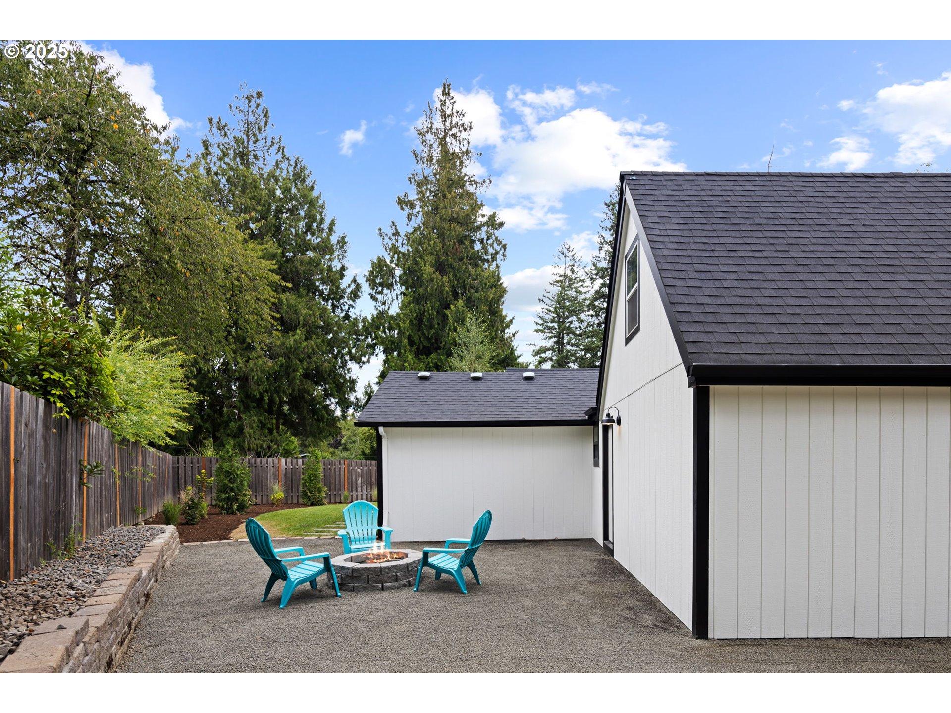 3825 Southwest Huber Street Portland, OR 97219 - Photo 39 of 48 Gallery Image 39