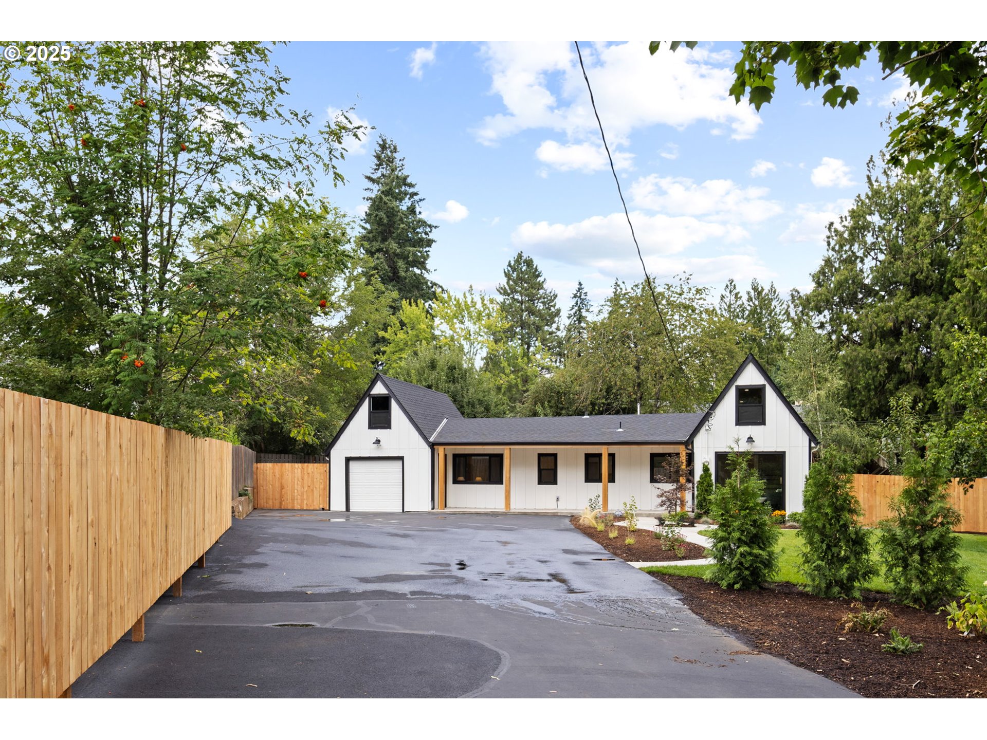 3825 Southwest Huber Street Portland, OR 97219 - Photo 44 of 48 Gallery Image 44