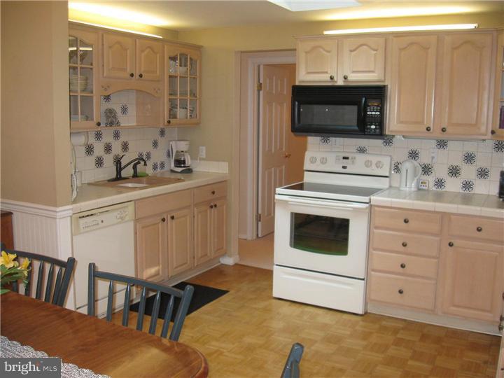 683 Limekiln Road Doylestown, PA 18901 - Photo 7 of 17 Kitchen