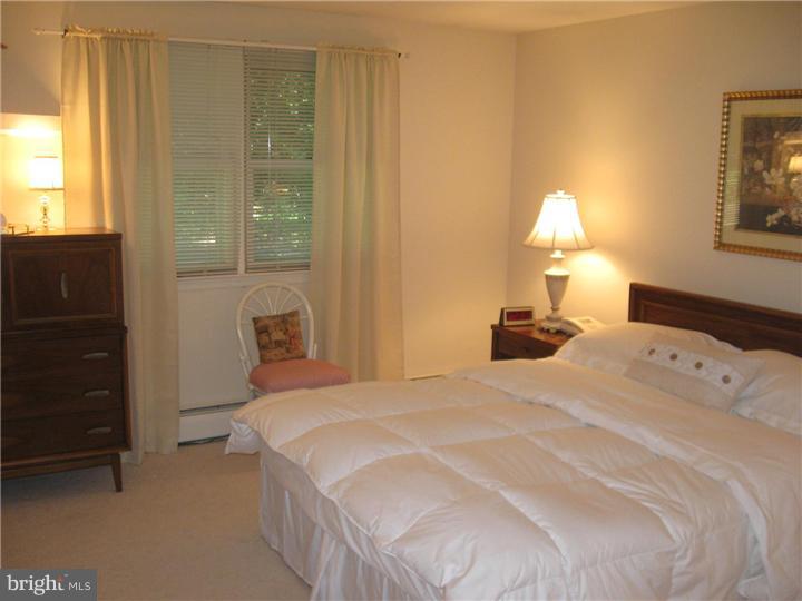 683 Limekiln Road Doylestown, PA 18901 - Photo 10 of 17 Bedroom - Main