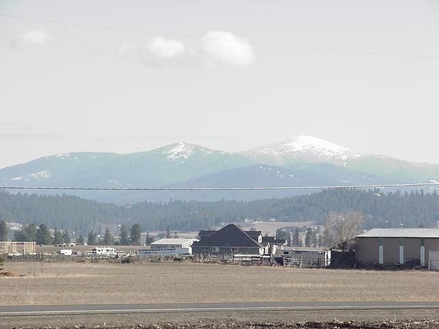4900 East Peone Road Mead, WA 99021 - Photo 2 of 2