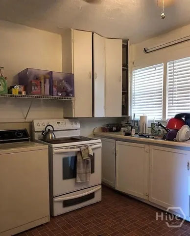 $1,250 | 396 Pinecrest Drive, Unit A, Athens, GA 30605