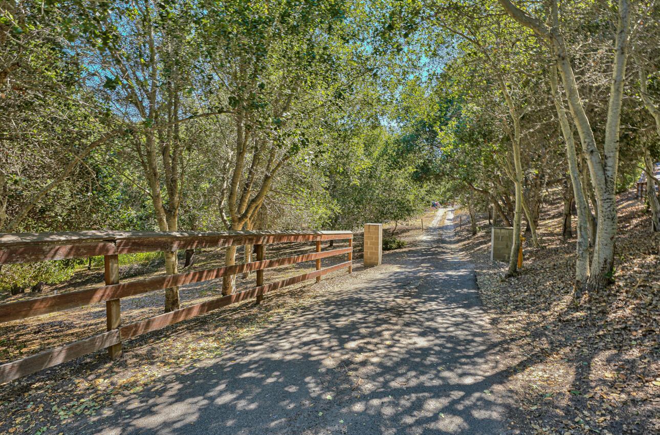 27765 Mesa Del Toro Road Salinas, CA 93908 - Photo 9 of 12 a view of backyard with wooden fence