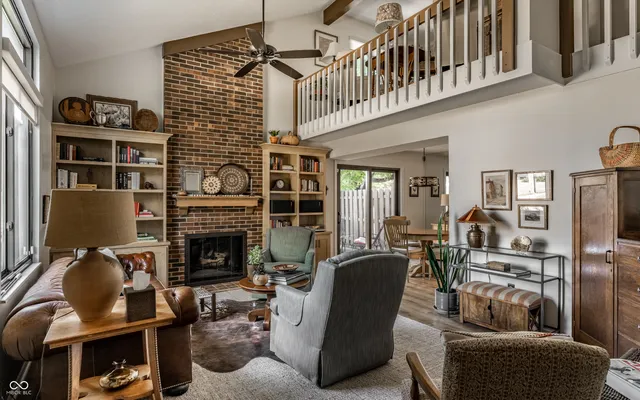 $365,000 | 315 East St Clair Street, Indianapolis, IN 46202