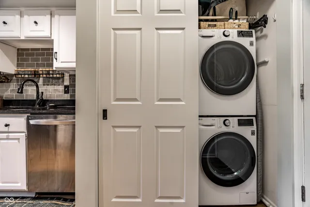 $365,000 | 315 East St Clair Street, Indianapolis, IN 46202