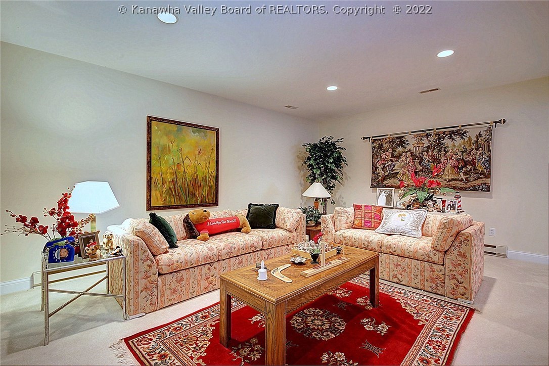 13 Chatwood Road Charleston, WV 25304 - Photo 21 of 30 Gallery Image 21