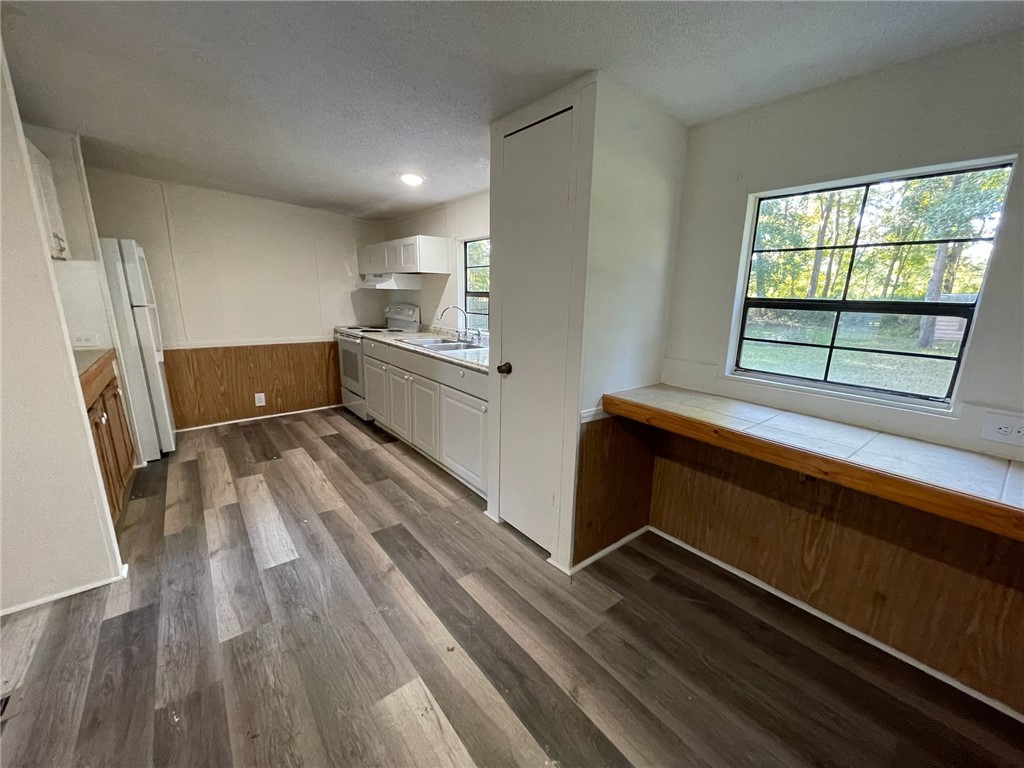 111 Plott Drive Brunswick, GA 31523 - Photo 7 of 10